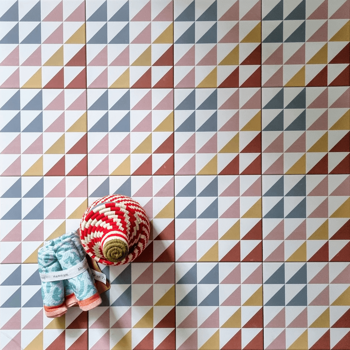 Harlequin Colours Patterned Tile 20cm x 20cm