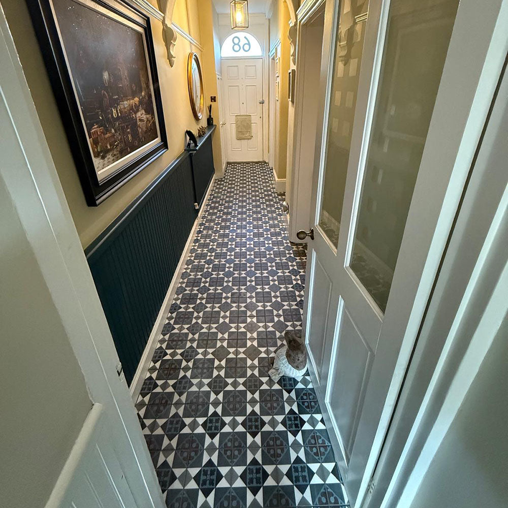 Westminster Manor A Victorian Tile 20cm x 20cm