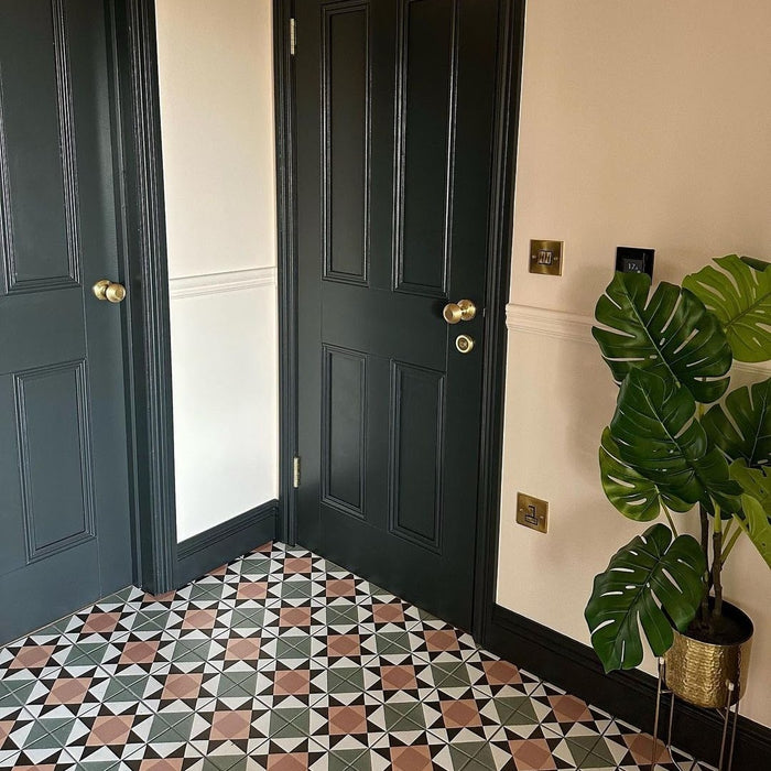 Farnham Manor Victorian Tile 20cm x 20cm