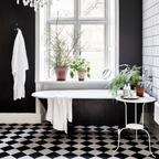 Manor Mini Victorian Black Base Tile 15cm x 15cm