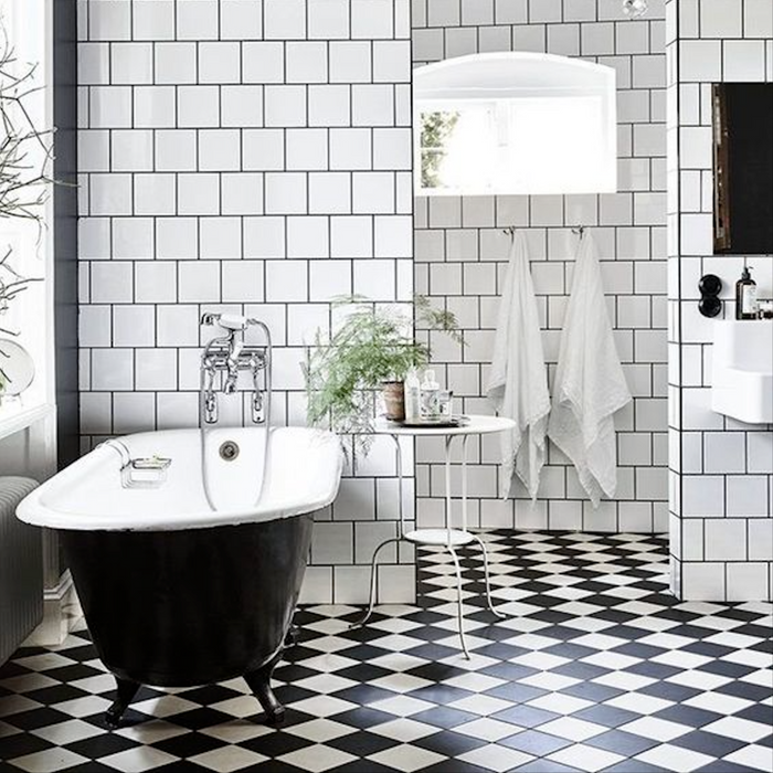 Manor Mini Victorian White Base Tile 15cm x 15cm