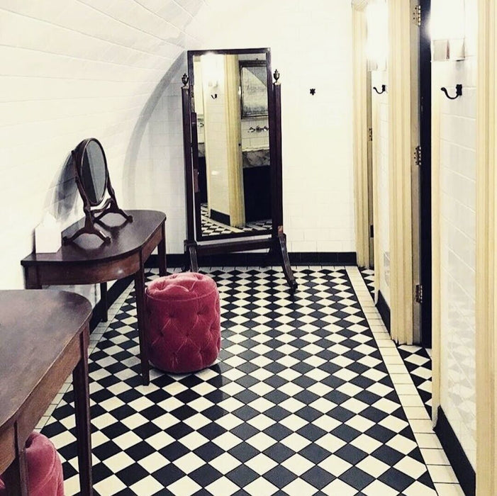 Manor Mini Victorian White Base Tile 15cm x 15cm