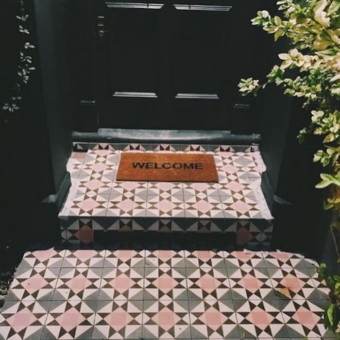 Richmond Manor Victorian Tiles 20cm x 20cm