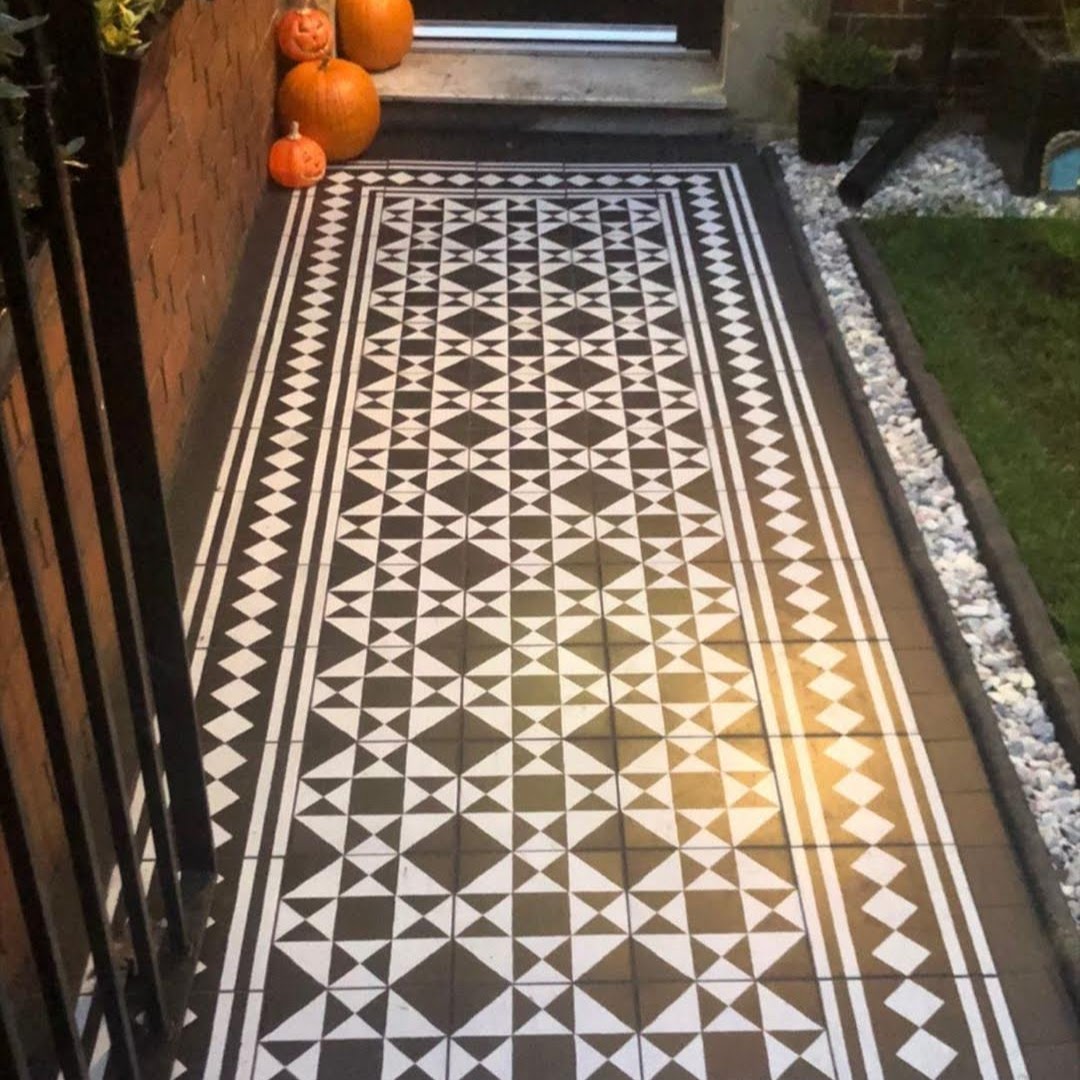 Richmond Decor Black Manor Victorian Style Tiles 20cm x 20cm